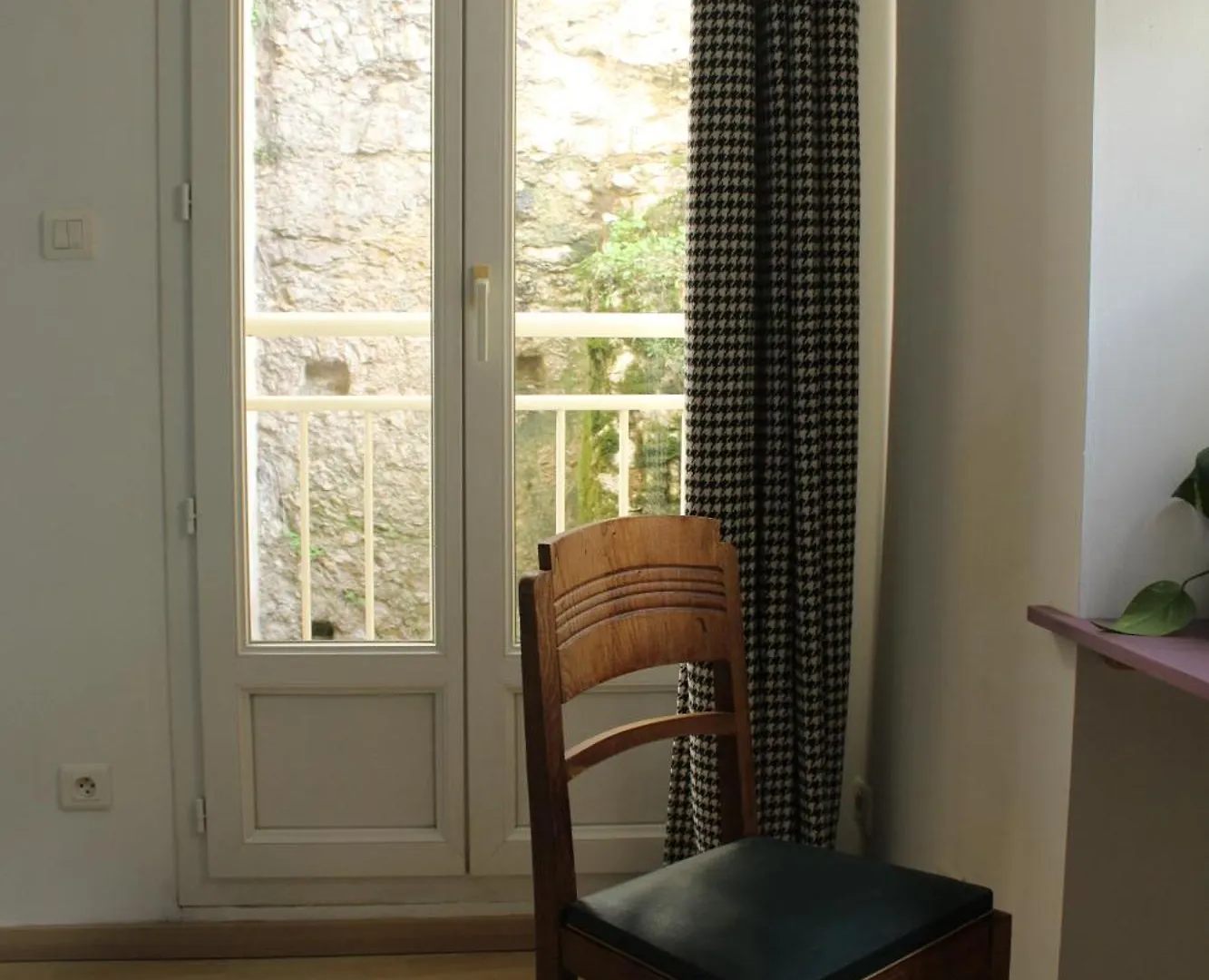 Par Saint Georges ! Apartment Cahors France